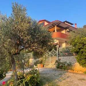  Guest house Georgemishel Albania